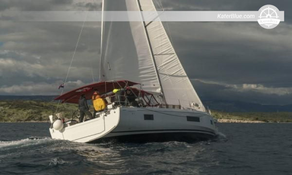 Beneteau Oceanis 51.1, Baujahr 2019 – 5 Kabinen + Crewkabine, Generator, Solaranlage, Standort: Kroatien