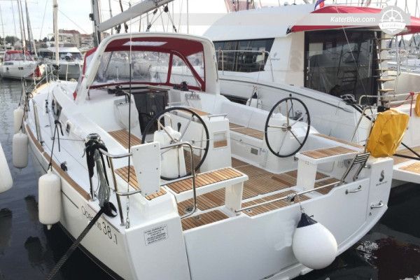 Beneteau Oceanis 38.1, Baujahr 2017 – 3 Kabinen, Doppelsteuerstand, Beiboot, charterfertig, Standort: Kroatien