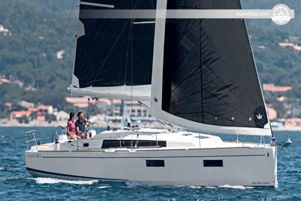 Beneteau Oceanis 38.1, Baujahr 2019 – 3 Kabinen, 2 Badezimmer, B&G-Navigation, Standort: Split, Kroatien