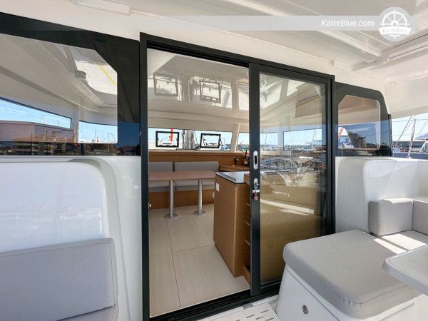 Itinerario settimanale di navigazione sulla Costa Brava a bordo di Excess 11 con partenza da Barcellona.