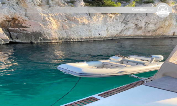 2019 Fountaine Pajot Saona 47 Maestro Catamaran – 3 Cabins, Private Owner, Volvo Engines, Located in Menton, France