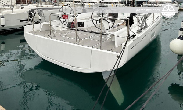 2024 Beneteau First 44 Performance Yacht – Carbon Mast, North Sails, 3 Cabins, Garmin Tech, Based in Split, Croatia