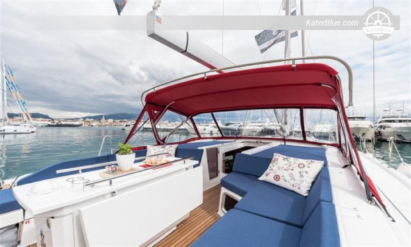 Beneteau Oceanis 51.1, Baujahr 2019 – 5 Kabinen + Crewkabine, Generator, Solaranlage, Standort: Kroatien
