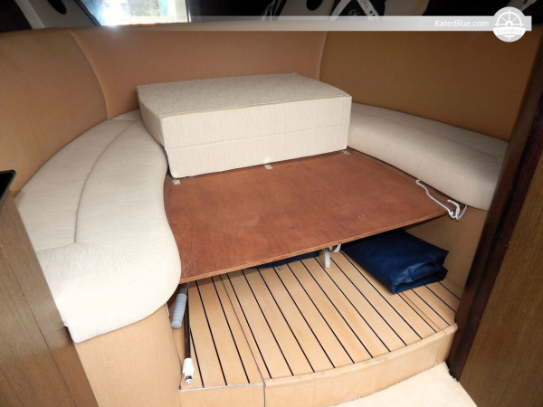 Rio 32 Blu Motor Yacht for Sale – 2006 Build – 9.60m, 1 Cabin, VAT Paid, Sardinia, Italy