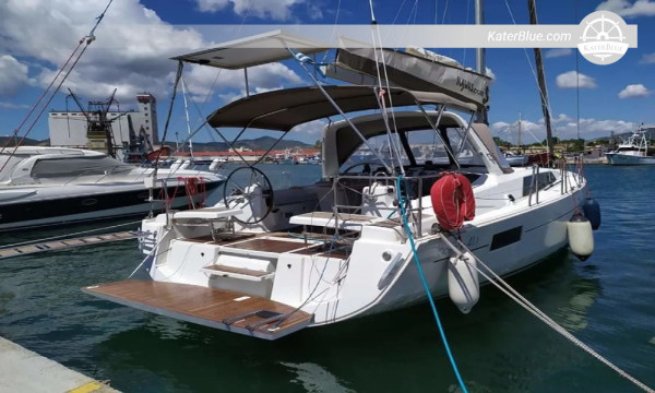 Bareboat Nature & Seclusion 7-Day Cruise from Volos through Alonnisos, Peristera & Neo Klima aboard Beneteau Oceanis 41.1