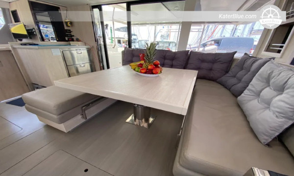 Leopard 45, 2018 for Sale - 13.71m Catamaran, 4 Cabins, Alimos Greece