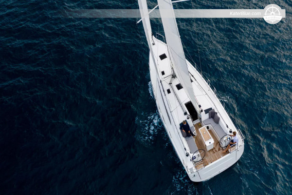Bareboat Nature & Seclusion 7-Day Cruise from Volos through Alonnisos, Peristera & Neo Klima aboard Beneteau Oceanis 41.1