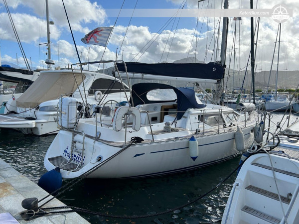 Oyster 42 Sailing Yacht for Sale – 1999 Build – 12.98m, 2 Cabins, VAT Paid, Sardinia, Italy
