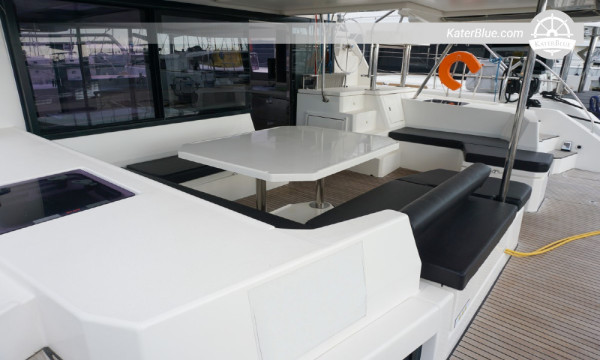 Leopard 45, 2018 for Sale - 13.71m Catamaran, 4 Cabins, Alimos Greece