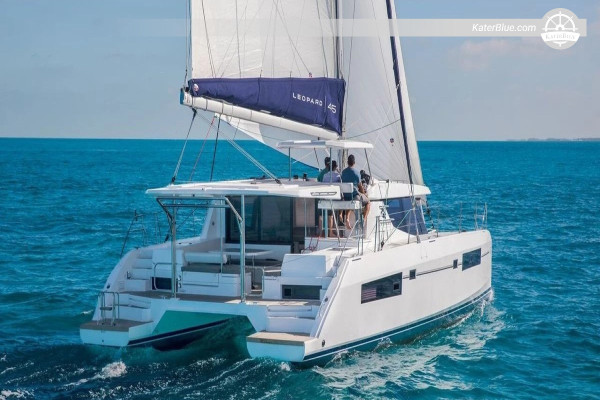 Leopard 45, 2018 for Sale - 13.71m Catamaran, 4 Cabins, Alimos Greece