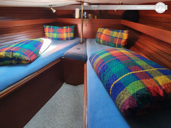 Hallberg-Rassy H-R 38 Sailing Yacht for Sale – 1979 Build – 11.57m, 2 Cabins, VAT Paid, Sardinia, Italy