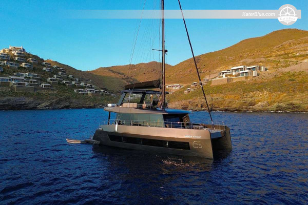 Cyclades 1-uges Moon Yacht 65 Cruise fra Lavrion til Paros, Antiparos, Naxos og mere