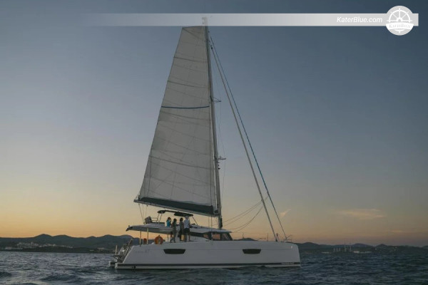 7-dages Bareboat-charter til Saronic Islands – Cape Sounio, Hydra & Spetses