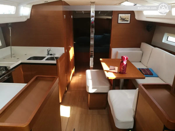 Jeanneau Sun Odyssey 440 (2020) – 13m sejlbåd med 4 kahytter til salg i Italien