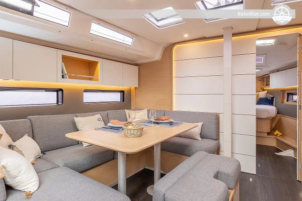Historic Coastal Towns & Inland Lakes – 7-Night Bareboat Charter from KYCN Nieuwpoort