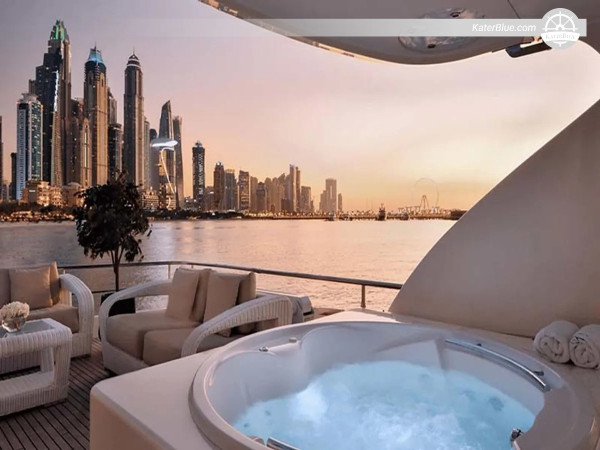 8-Hour Luxe Instagram Yacht Cruise from Dubai Marina with Photo Stops at Ain Dubai, Atlantis, Burj Al Arab & Breakfast, Swim & Glam Setup