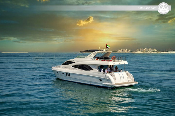 4-6 Saatlik Dubai Yat Kiralama – Atlantis, Burj Al Arab ve Kanal Gezisi