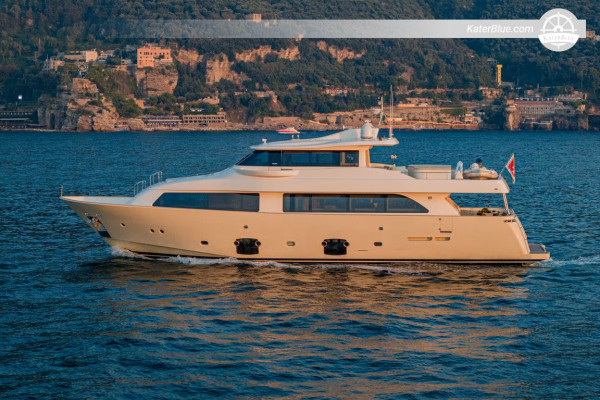 Noleggio Yacht con skipper per 7 notti – Costiera Amalfitana, Sorrento, Positano, Capri e Conca dei Marini