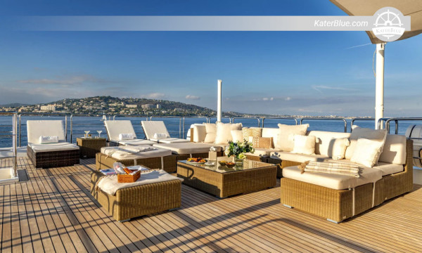 4-Hour Private Day Charter aboard CRN 150ft Superyacht from Dubai Harbour – Atlantis, Ain Dubai & Burj Al Arab