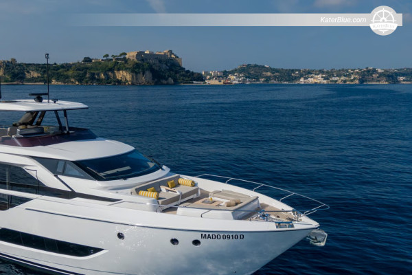 Noleggio yacht Ferretti 860 per 7 notti – Itinerario in Costiera Amalfitana con Sorrento, Positano, Capri e altre località