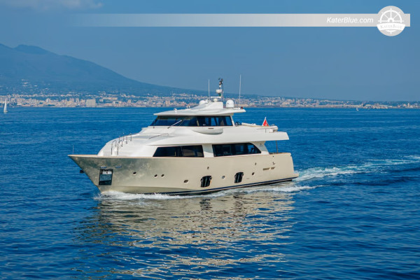 Noleggio yacht nelle Isole Pontine – Itinerario di navigazione di 7 notti da Napoli a Ventotene e Ponza
