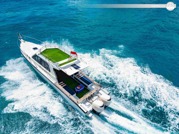 Excursion privée à la journée à Nusa Penida à bord d'un bateau à moteur de 12 m – L'escapade insulaire la plus abordable de Bali