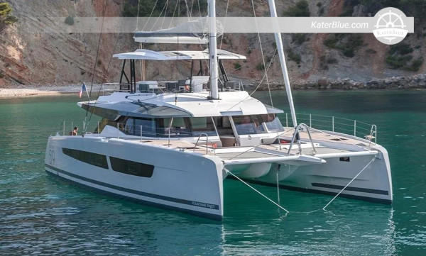 2022 Fountaine Pajot Samana 59 – Luxury 61.5ft Sailing Catamaran with 4 Cabins for Sale in Marmaris, Turkey