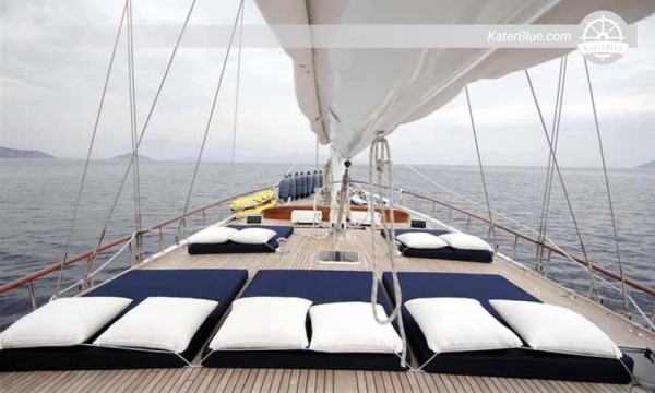 43m Custom Made Gulet for Sale (2006) – 5 Cabins, Twin Caterpillar Engines, Laminated Wood, Lying Bodrum
