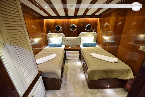 34m Custom Gulet for Sale (2002, Refitted 2015) – 10 Cabins, Twin Iveco Engines, Charter-Ready, Lying Fethiye, Turkey