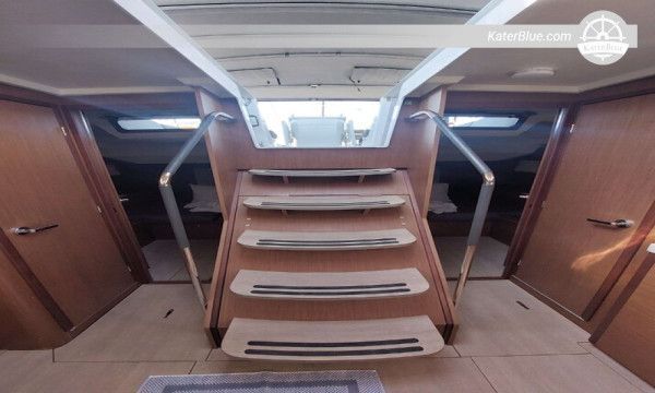 Beneteau Oceanis 51.1 (2023) Sailing Yacht for Sale – 14.98m, 3 Cabins, Located in Corfu, Greece