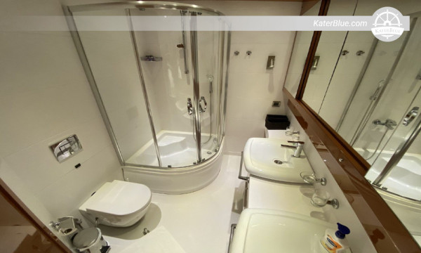 36.9m Custom Gulet for Sale (2013) – 6 Cabins, 2 Master Suites, US-Flagged, Bodrum-Based, Charter Ready