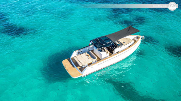 Oferta de aluguel de embarcação de luxo Pardo para um dia em Antibes, França.