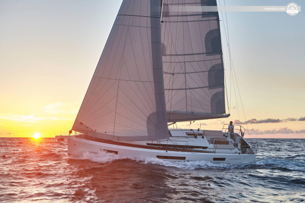 14-Day Private Skippered Charter from Palermo on Sun Odyssey 440 covering Cefalù, Vulcano, Panarea, Stromboli, Lipari, Salina, Filicudi and Alicudi with extended island time