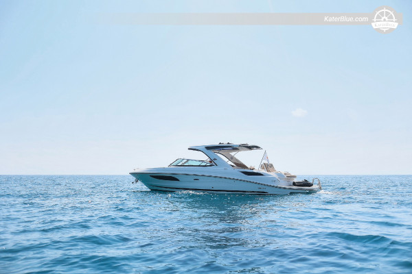 Passeio privativo de 6 horas saindo do porto de Ayia Napa - SEA RAY 350 SLX - Grutas Marinhas, Ponte do Amor, Cabo Greco, Baía de Konnos, Lagoa Azul, Baía Verde - Cruzeiro com capitão