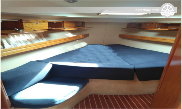 Bavaria 39 Cruiser (2007) for Sale – 11.93m Family Cruiser, 3 Cabins, Roma