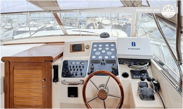 Apreamare 12 (2001) – 12.08m Motor Yacht, 2 Cabins, Ionian Greece