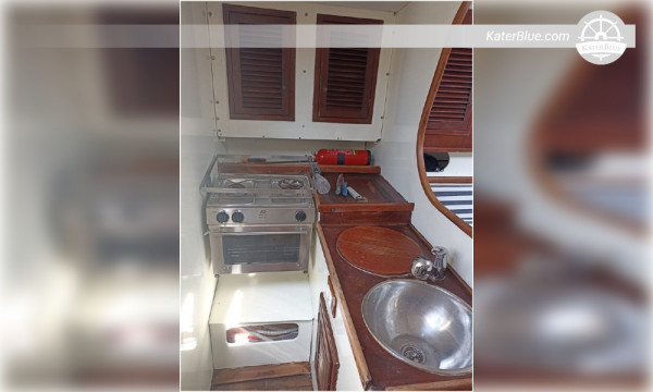 Orca 43 (1980) – Dick Carter Design, 3 Cabins, Fiumicino, Italy
