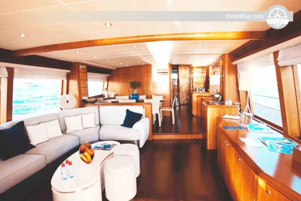 Guy Couach 3000 Fly 30m (2006, refit 2018), 4 Cabins – Cannes