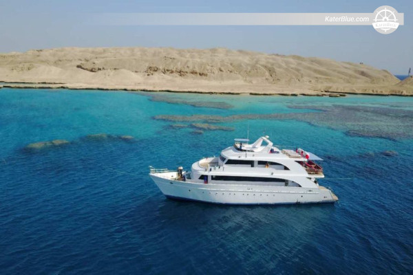 South Red Sea Sprint – Daedalus, Fury Shoal & Abu Kafan from Hurghada on Dive Pro (Full-Day, Crewed, Snorkel & Dive)