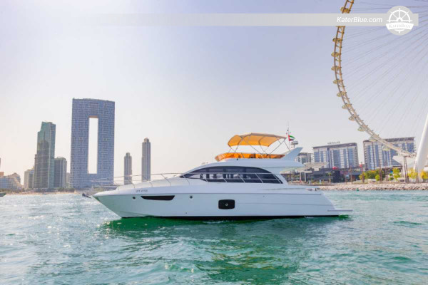 Abu Dhabi Stad &amp; Corniche Private Day Charter – Trio 52FT 8 uur vanuit de jachthaven van Abu Dhabi met Lulu, Nurai &amp; Saadiyat stopt