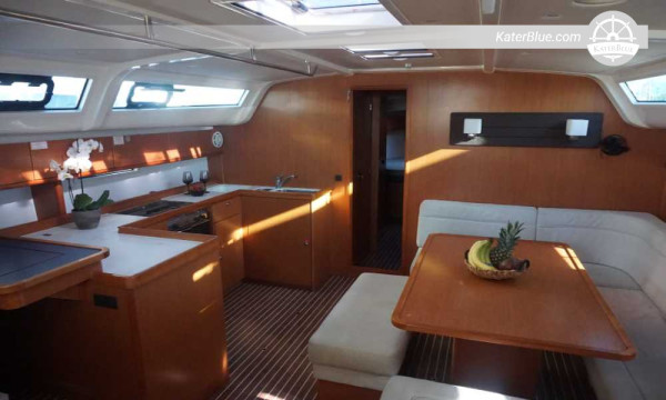 Weekly Bareboat Bavaria Cruiser 51 from Athens – Saronic Gulf Itinerary via Aegina, Poros, Spetses, Kyparissi, Hydra, Agistri – 5 cabins, up to 11 guests
