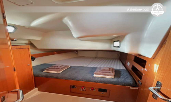 Athens Bareboat Weekly Charter on Cyclades 50.5 - Independent Sailing from Alimos to Cape Sounio, Kythnos, Serifos, Milos, Polyaigos, Sifnos - 12 Guests, Flexible Swim Stops, Air-Conditioned Yacht with Generator