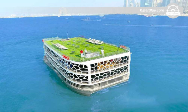 Dubai Marina'dan hareketle 200 fitlik Orchid süperyatıyla 7 günlük Jumeirah ve Dubai Creek turu.