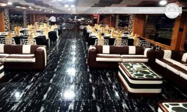 Crucero de 7 días por Jumeirah y Dubai Creek en un megayate de lujo de 155 pies desde Dubai Marina
