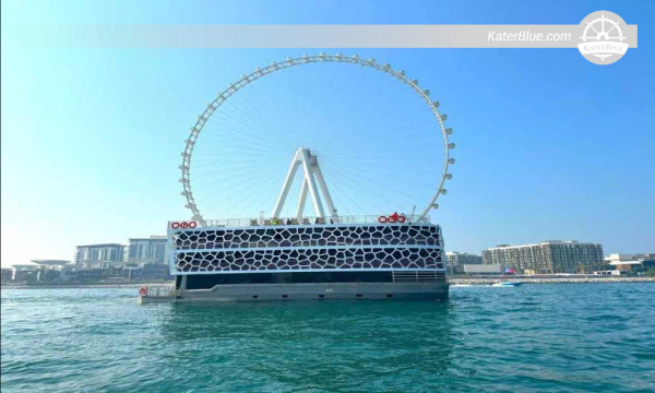 Dubai Marina'dan hareketle 200 fitlik Orchid süperyatıyla 7 günlük Jumeirah ve Dubai Creek turu.