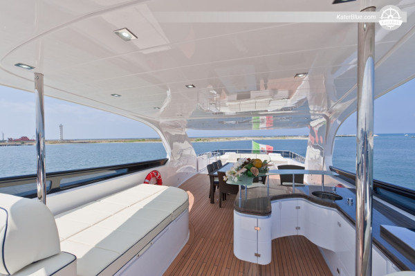 Maiora 35,25 m Motoryacht, Baujahr 2010, zu verkaufen – Refit 2024 – 4 Gästekabinen – Toskana, Italien