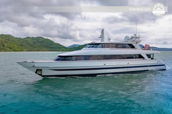 Alloy Yachts 115’ “Fortune Elephant” (1997) for Sale – Phuket