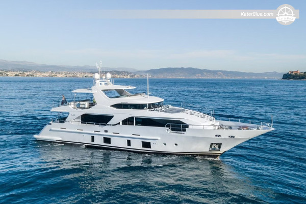 2016 Benetti Delfino 93 for Sale – 28.5m Motor Yacht – 5+1 Cabins – Cannes, France