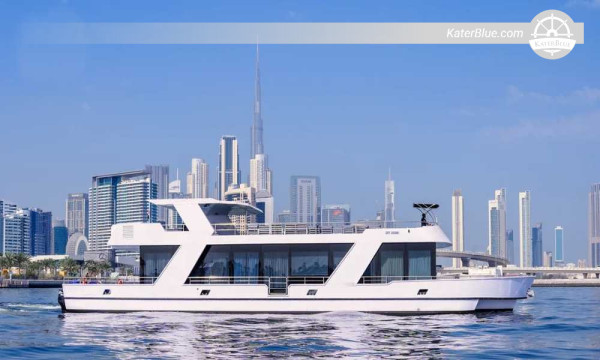 Dubai Marina'dan hareketle 110 fitlik lüks bir yüzen evde 7 günlük Jumeirah ve Dubai Koyu turu.