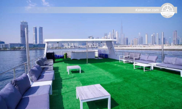 Dubai Marina'dan hareketle 110 fitlik lüks bir yüzen evde 7 günlük Jumeirah ve Dubai Koyu turu.